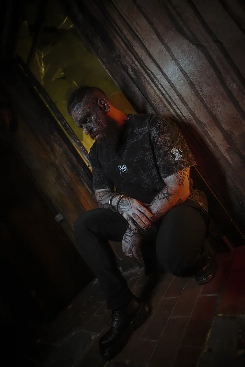 Чёрный мрамор